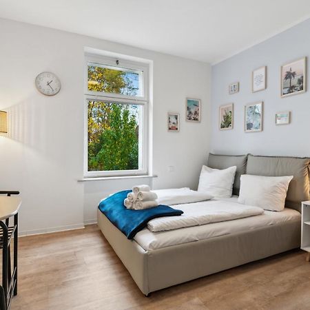 Vorstadtoase - 2 Personen - Eichwalde, Naehe Ber - Queensize-Bett, Netflix, Parken Zewnętrze zdjęcie