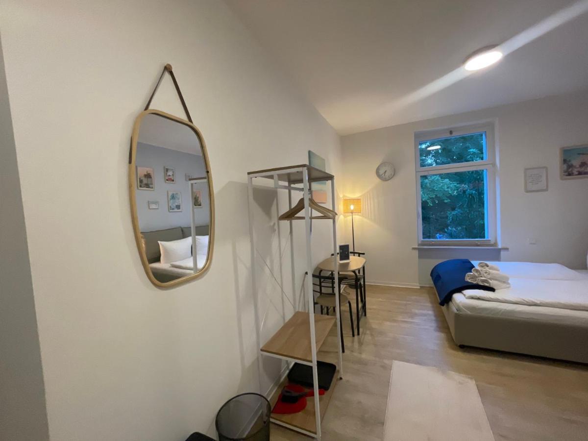 Vorstadtoase - 2 Personen - Eichwalde, Naehe Ber - Queensize-Bett, Netflix, Parken Zewnętrze zdjęcie